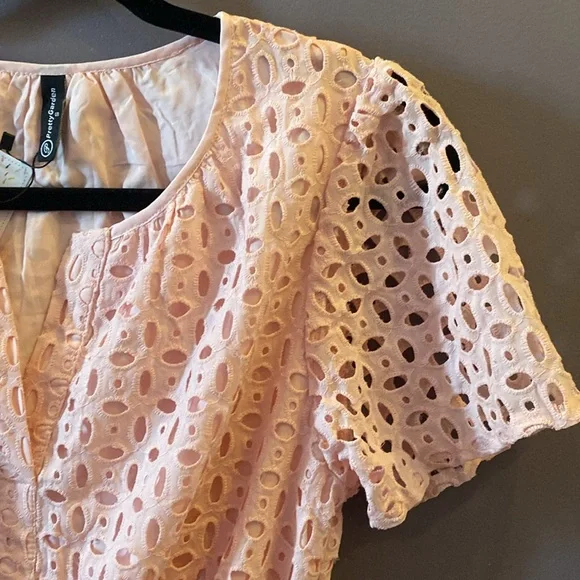 PRETTYGARDEN Short Dress V Neck Short Sleeve A Line Hollow Out Lace Ruffle Dress - Picture 12 of 14